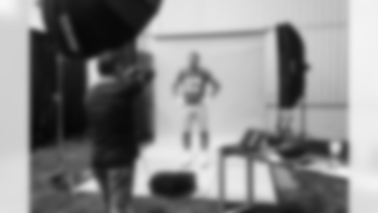 Detroit Lions tight end Sam LaPorta (87) posing on set during the 2025 media day at the Meijer Performance Center on June 2, 2025 in Allen Park, Mich. (Katie Quinlan/Detroit Lions)