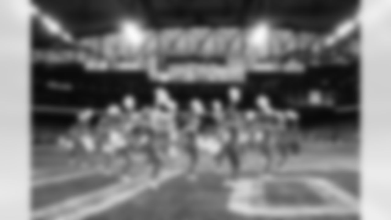 Detroit Lions Cheerleaders perform during an NFL football game against the Green Bay Packers on Thursday, Nov. 27, 2025 in Detroit. (Mike Ferdinande/Detroit Lions)