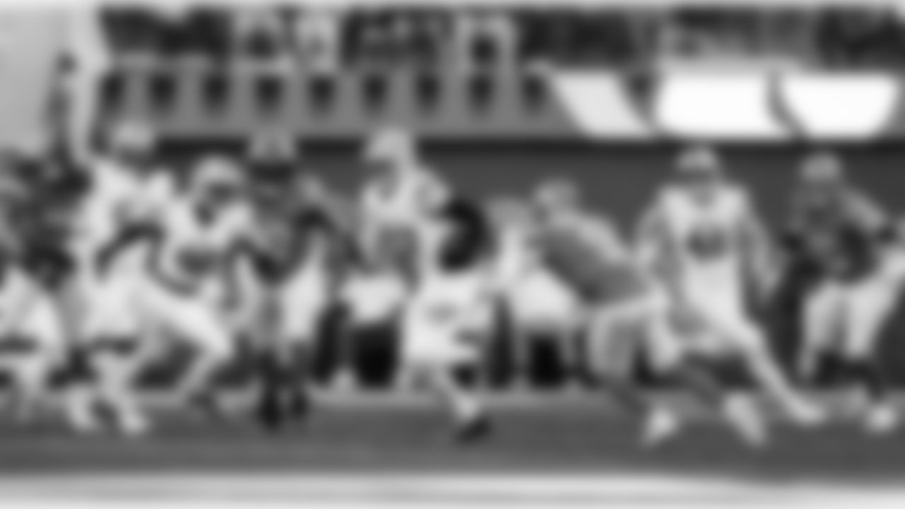 Detroit Lions edge rusher Aidan Hutchinson (97) intercepts a pass during an NFL football game against the Los Angeles Rams on Sunday, Dec. 14, 2025 in Inglewood, Calif. (Jeff Nguyen/Detroit Lions via AP)