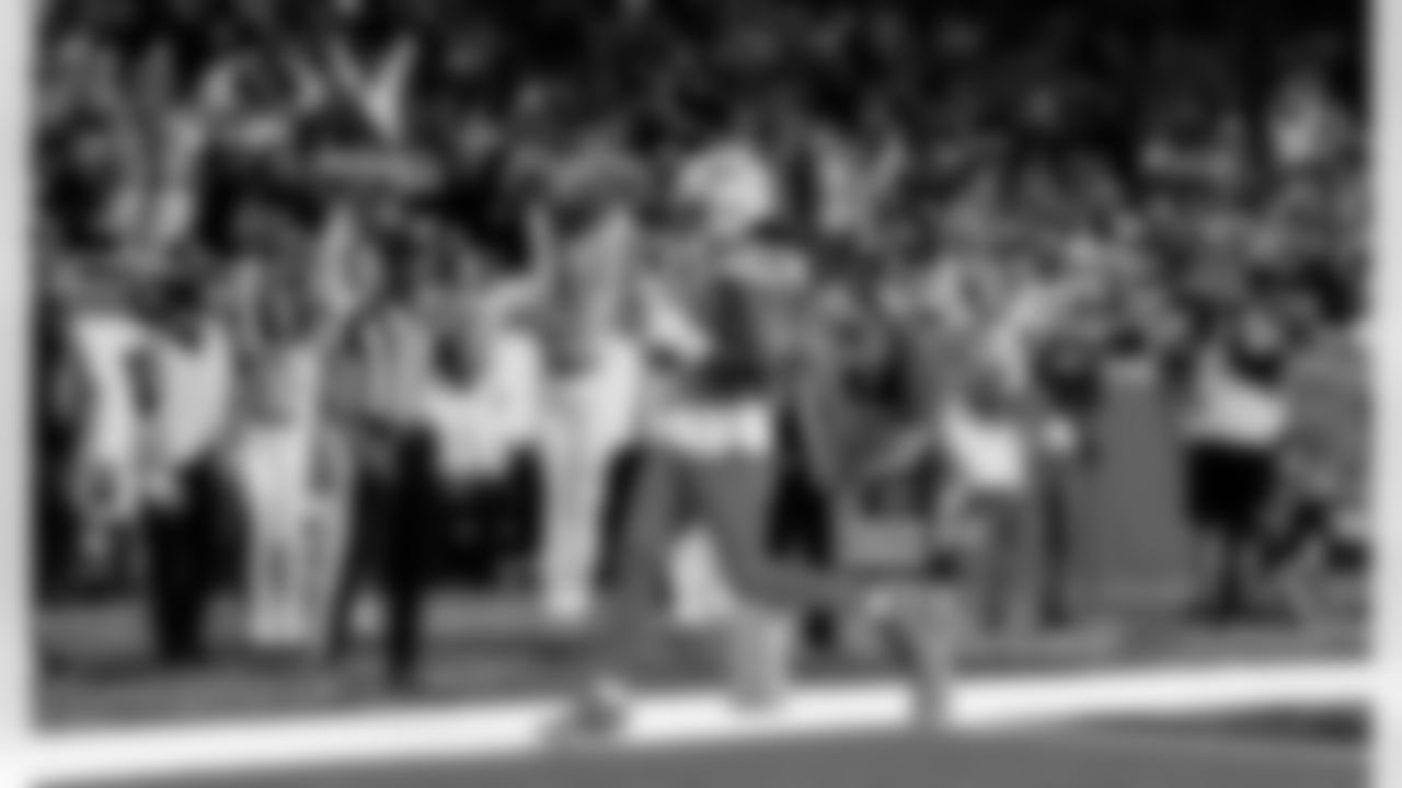 Detroit Lions running back Jahmyr Gibbs (0) scores a touchdown during an NFL football game against the Pittsburgh Steelers on Sunday, Dec. 21, 2025 in Detroit. (Jeff Nguyen/Detroit Lions via AP)