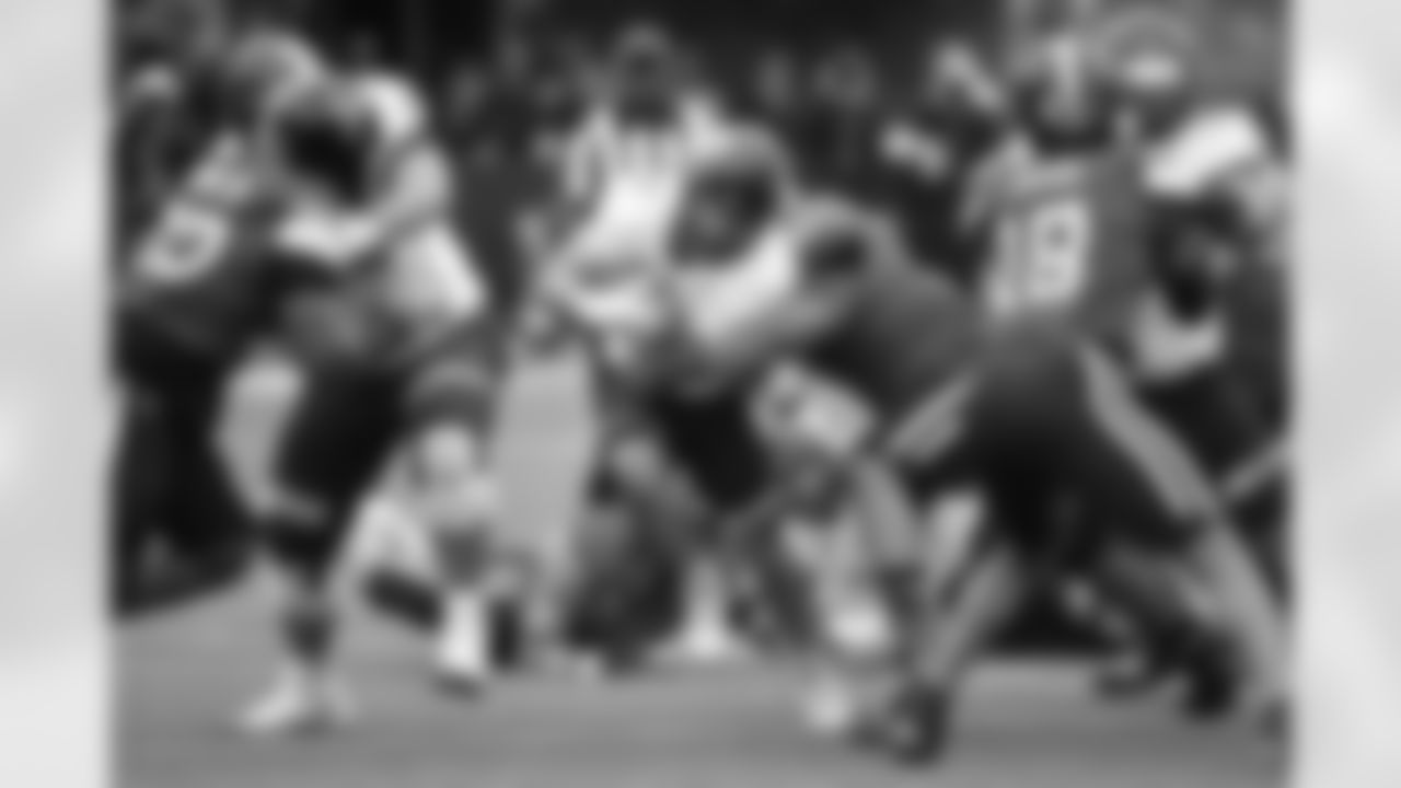 Texas Tech DT Skyler Gill-Howard (0)