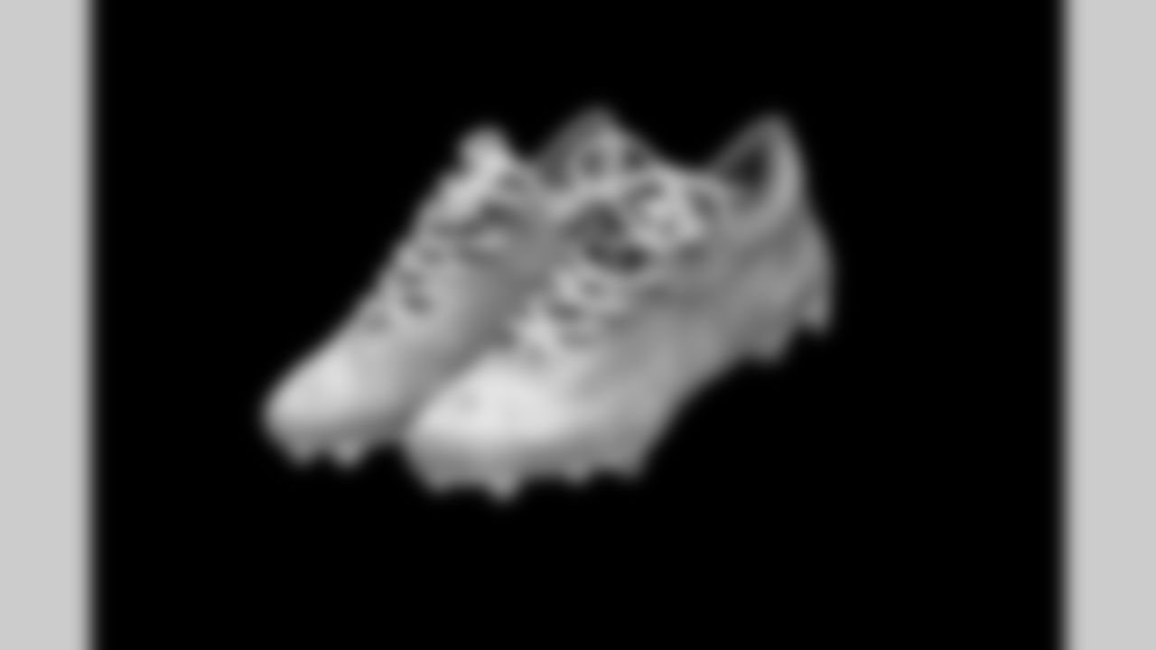 Cleats belonging to Detroit Lions linebacker Grant Stuard (15) photographed at the Meijer Performance Center on Nov. 12, 2025 in Allen Park, Mich. (Jeff Nguyen/Detroit Lions)