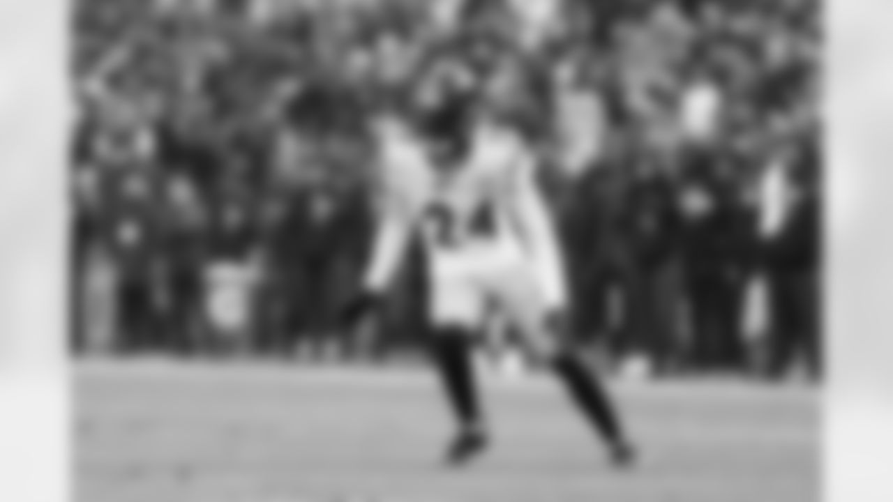 RCB Joey Porter Jr.

Backed up by Brandin Echols and James Pierre

(AP Photo/Terrance Williams)