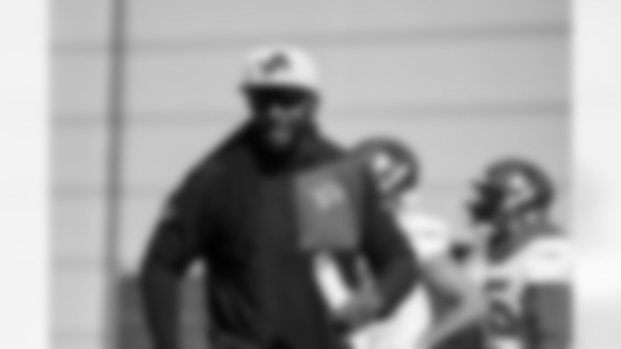 Detroit Lions defensive coordinator Kelvin Sheppard during practice at the Meijer Performance Center on Oct. 17, 2025 in Allen Park, Mich. (Jeff Nguyen/Detroit Lions)
