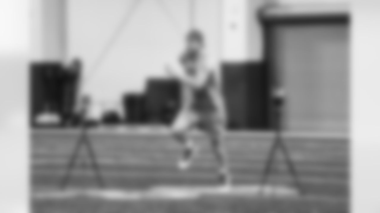 Detroit Lions quarterback Jared Goff (16) during offseason workouts at the Lions Training Facility in Allen Park, MI on April 24, 2024. (Jeff Nguyen/Detroit Lions)