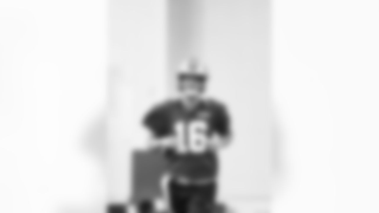 Detroit Lions quarterback Jared Goff (16) during practice at the Meijer Performance Center on Oct. 31, 2025 in Allen Park, Mich. (Jeff Nguyen/Detroit Lions)