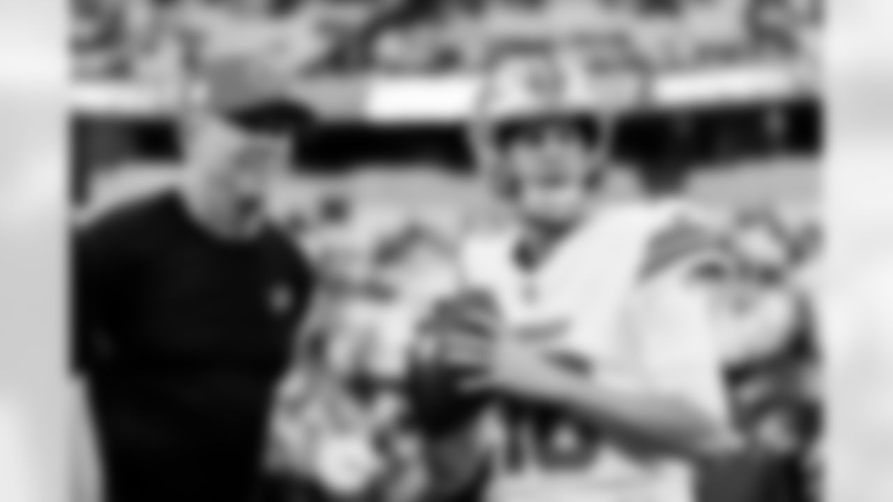 Detroit Lions quarterbacks coach Mark Brunell and Detroit Lions quarterback Jared Goff (16) before an NFL football game against the Dallas Cowboys on Oct. 13, 2024 in Arlington, Texas. (Jeff Nguyen/Detroit Lions via AP)