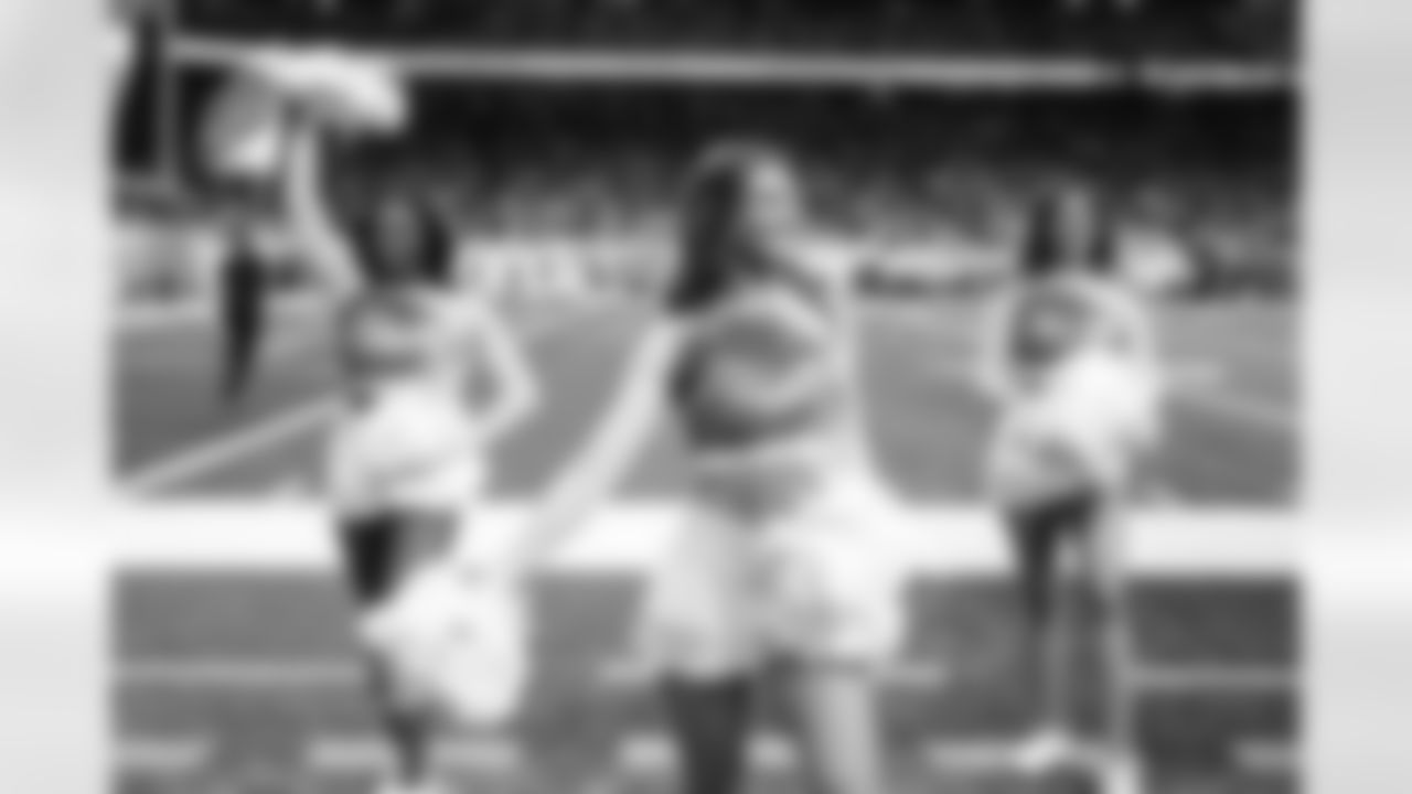 Detroit Lions Cheerleaders perform during an NFL football game against the Dallas Cowboys on Thursday, Dec. 4, 2025 in Detroit. (Mike Ferdinande/Detroit Lions)