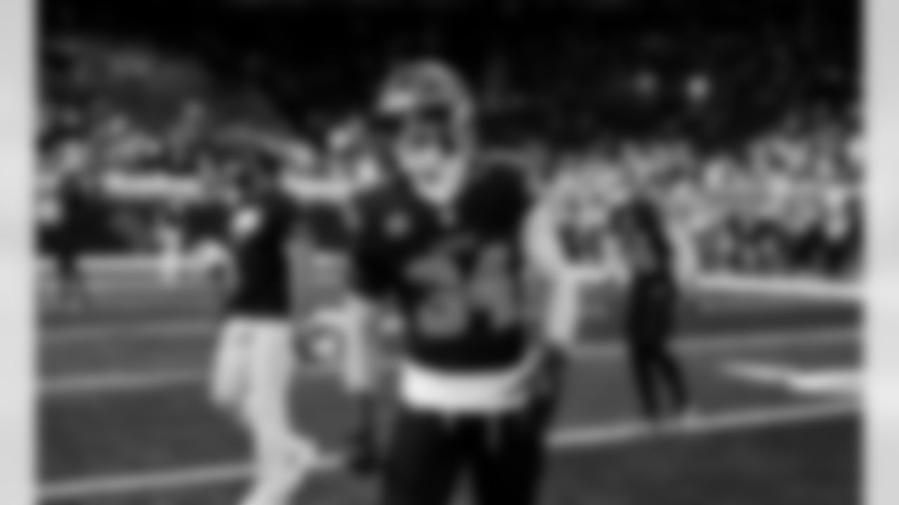 Detroit Lions linebacker Alex Anzalone (34) before to an NFL football game against the New York Giants on Sunday, Nov. 23, 2025 in Detroit. (Jeff Nguyen/Detroit Lions via AP)