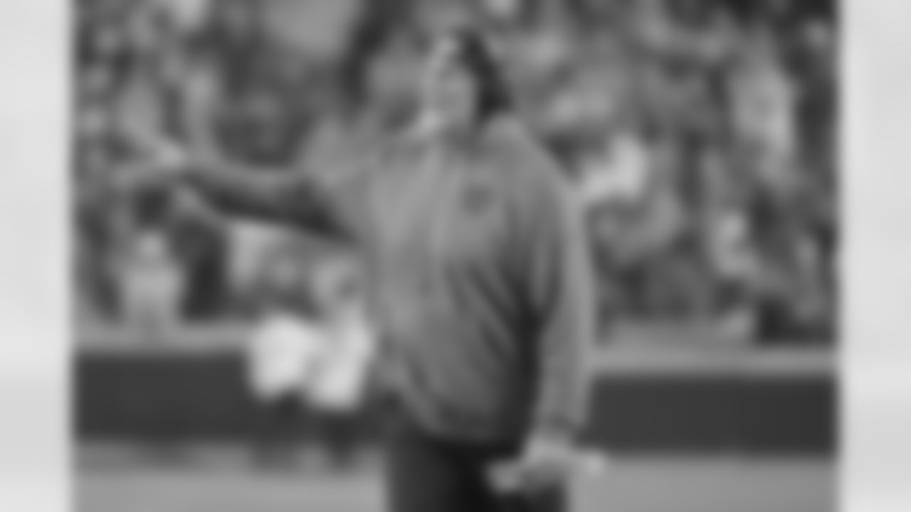 Head Coach: Dan Quinn

Offensive Coordinator: Kliff Kingsbury

Defensive Coordinator: Joe Whitt Jr.

Special Teams Coordinator: Larry Izzo

(AP Photo/Peter Aiken)