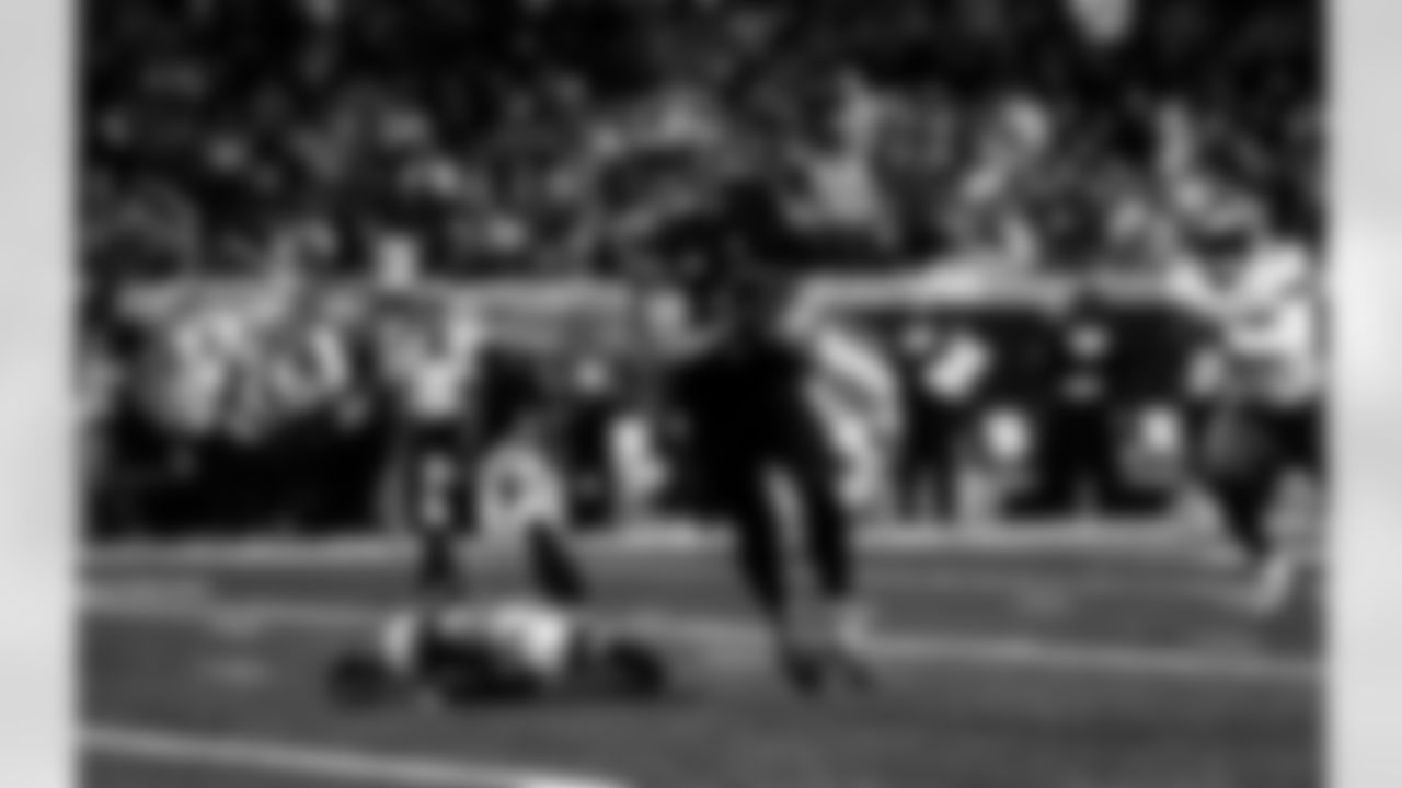 Detroit Lions wide receiver Amon-Ra St. Brown (14) scores a touchdown during an NFL football game against the Tampa Bay Buccaneers on Monday, Oct. 20, 2025 in Detroit. (Jeff Nguyen/Detroit Lions via AP)