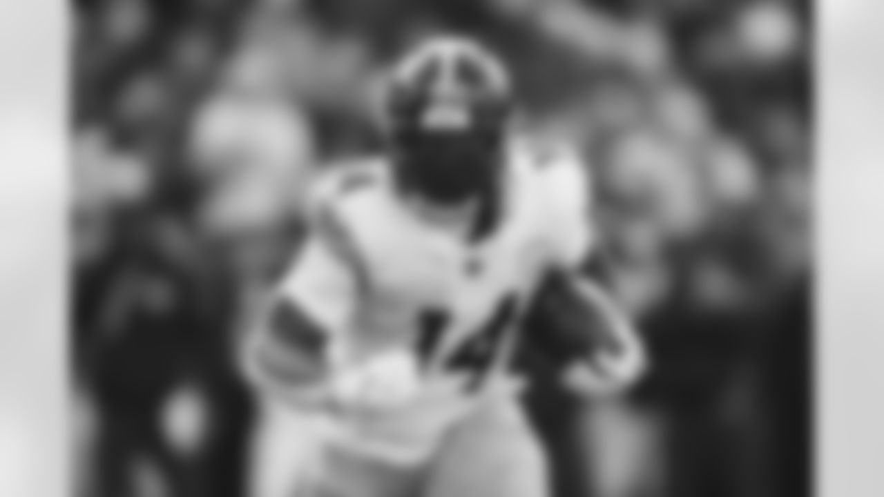 KR Kenneth Gainwell

Backed up by Kaleb Johnson

(AP Photo/Stephanie Scarbrough)