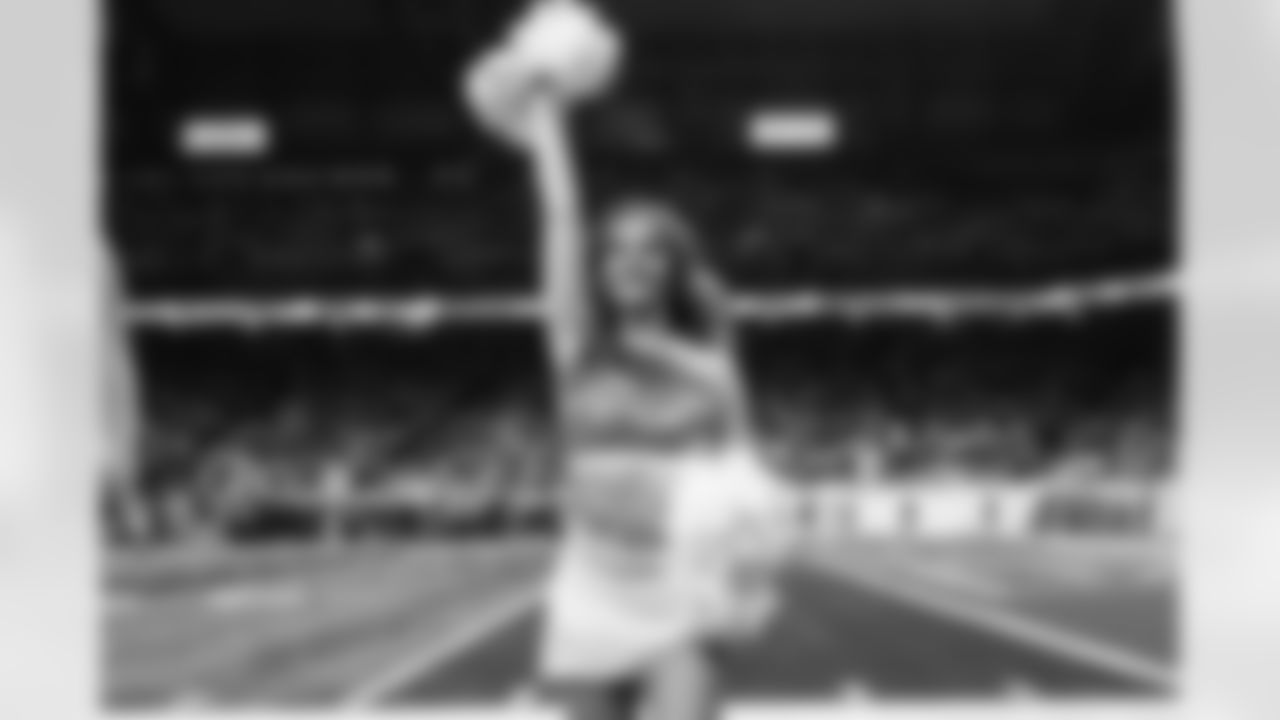 Detroit Lions Cheerleaders perform during an NFL football game against the Dallas Cowboys on Thursday, Dec. 4, 2025 in Detroit. (Mike Ferdinande/Detroit Lions)