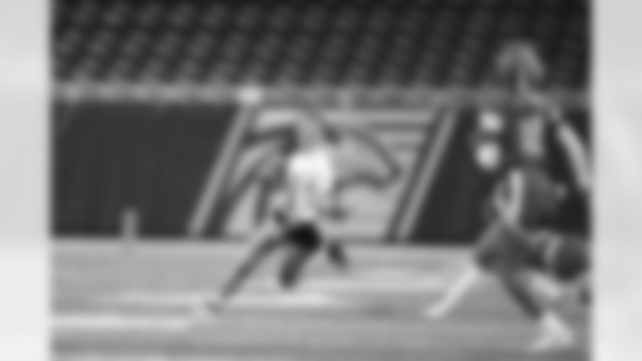 Redford Union (#3) v St. Joseph (#6) during the Michigan Girls High School Flag Football state championship at Ford Field on June 1, 2025 in Detroit. (Carl Jones II/Detroit Lions)
