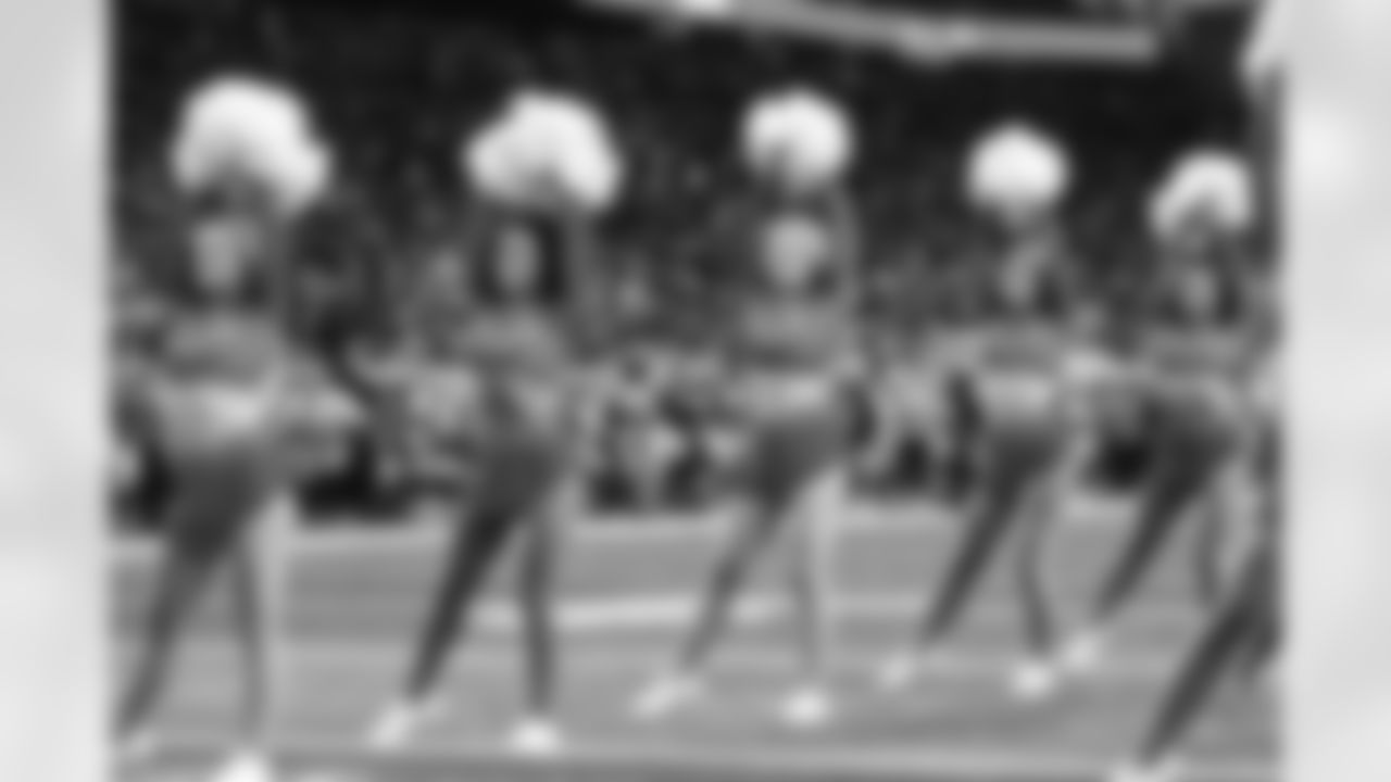 Detroit Lions Cheerleaders perform during an NFL football game against the Miami Dolphins on Saturday, Aug. 16, 2025 in Detroit. (Mike Ferdinande/Detroit Lions)