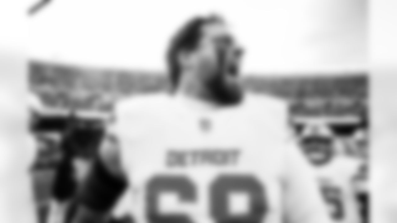 Detroit Lions tackle Taylor Decker (68) before an NFL football game against the Chicago Bears on Sunday, Jan. 4, 2026 in Chicago. (Jeff Nguyen/Detroit Lions via AP)