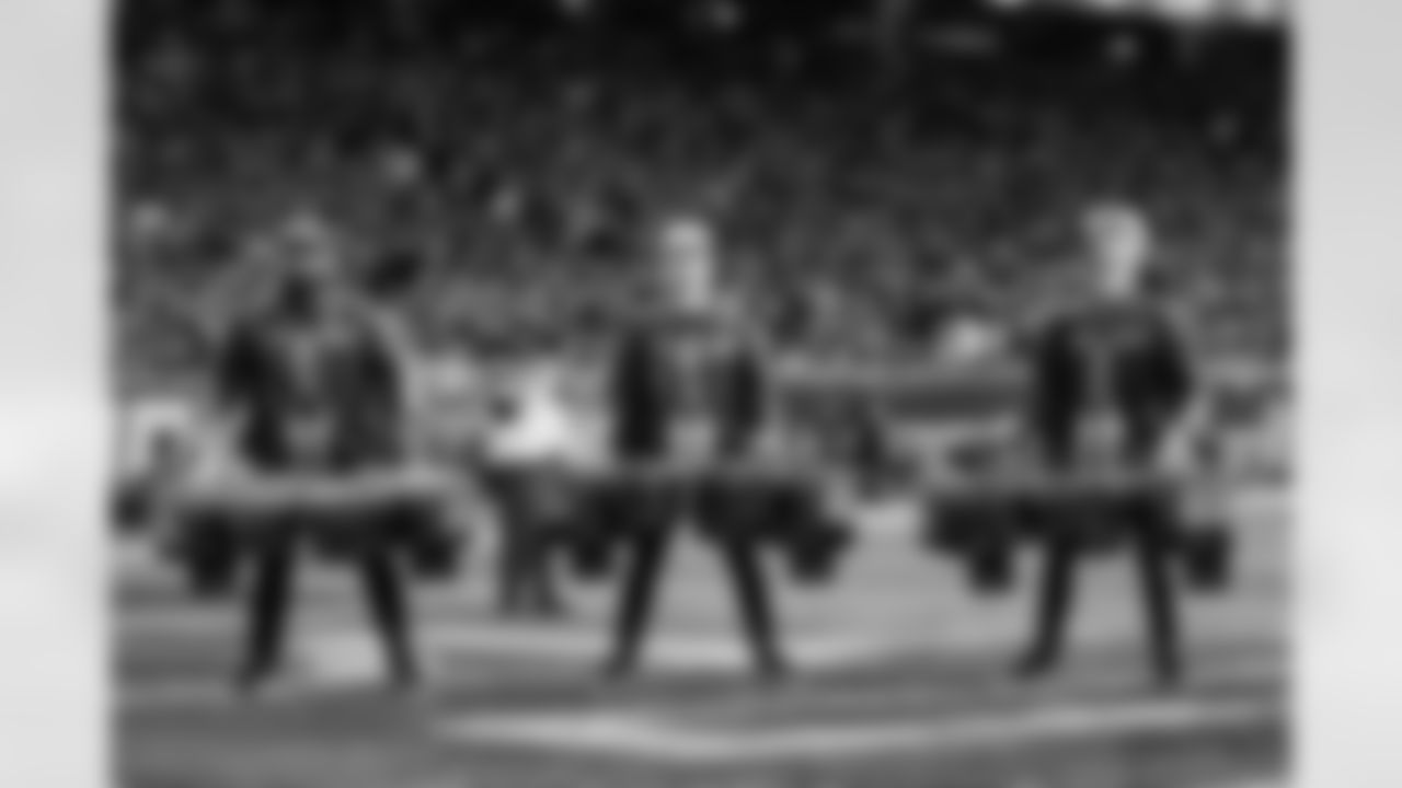 Detroit Lions Honolulu Boom perform during a NFL football game against the Chicago Bears on November 19, 2023 in Detroit. (Mike Ferdinande/Detroit Lions)