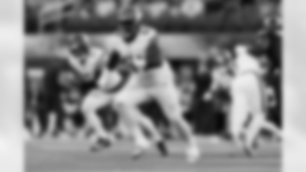 DL Jalen Redmond
Backed up by Elijah Williams
(AP Photo/Brooke Sutton)