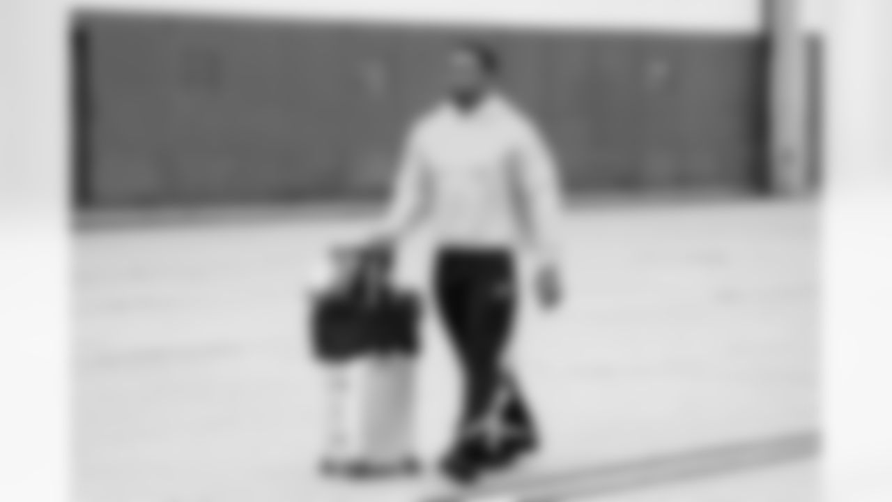 Detroit Lions linebacker Derrick Barnes (55) travels to Philadelphia on Nov. 15, 2025. (Jeff Nguyen/Detroit Lions via AP)