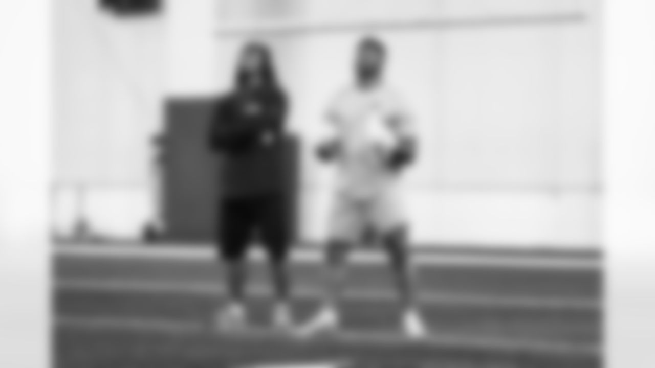 Detroit Lions running back Jahmyr Gibbs (0) and Detroit Lions running back David Montgomery (5) during offseason workouts at the Meijer Performance Center on May 13, 2025 in Allen Park, Mich. (Jeff Nguyen/Detroit Lions)