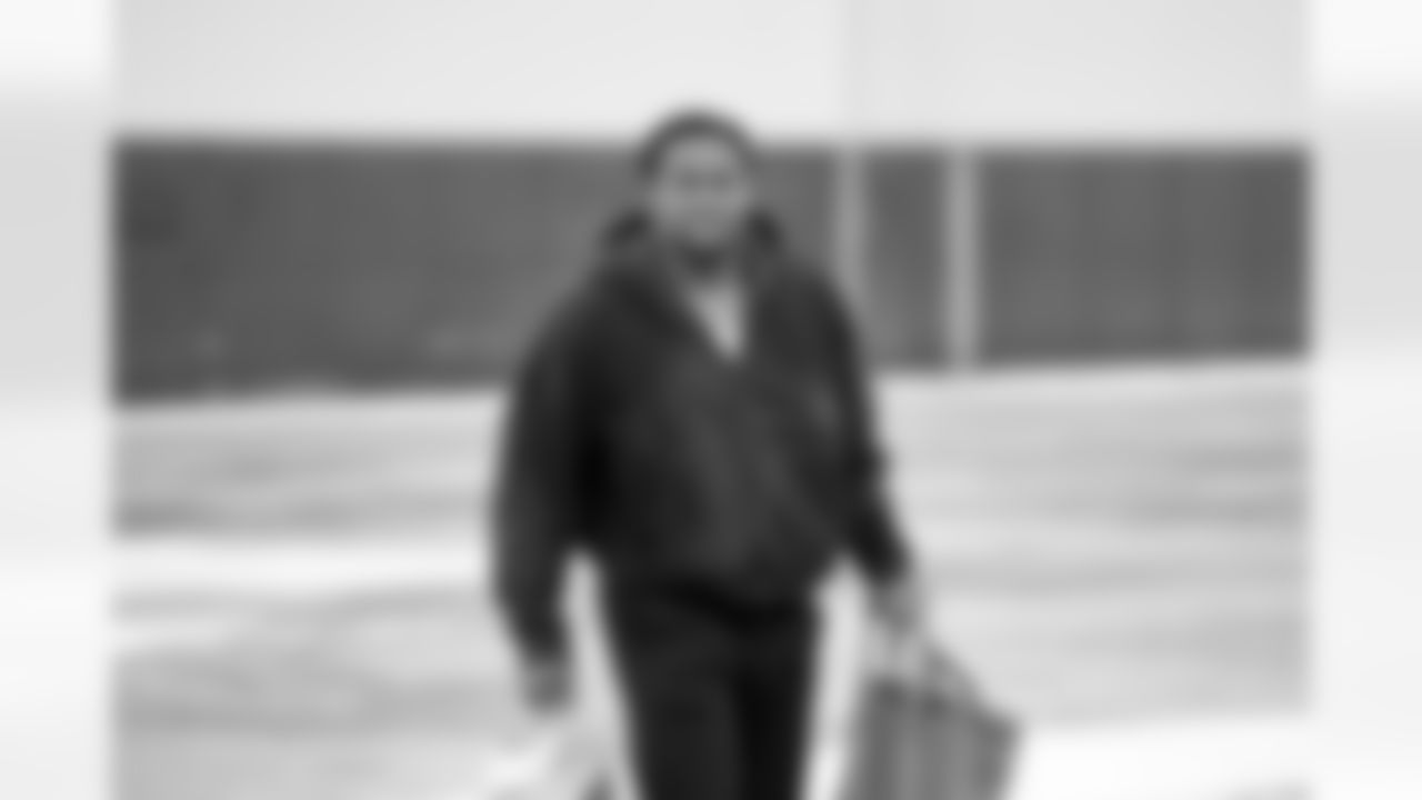 Detroit Lions linebacker Derrick Barnes (55) travels to Chicago on Jan. 3, 2026. (Jeff Nguyen/Detroit Lions via AP)