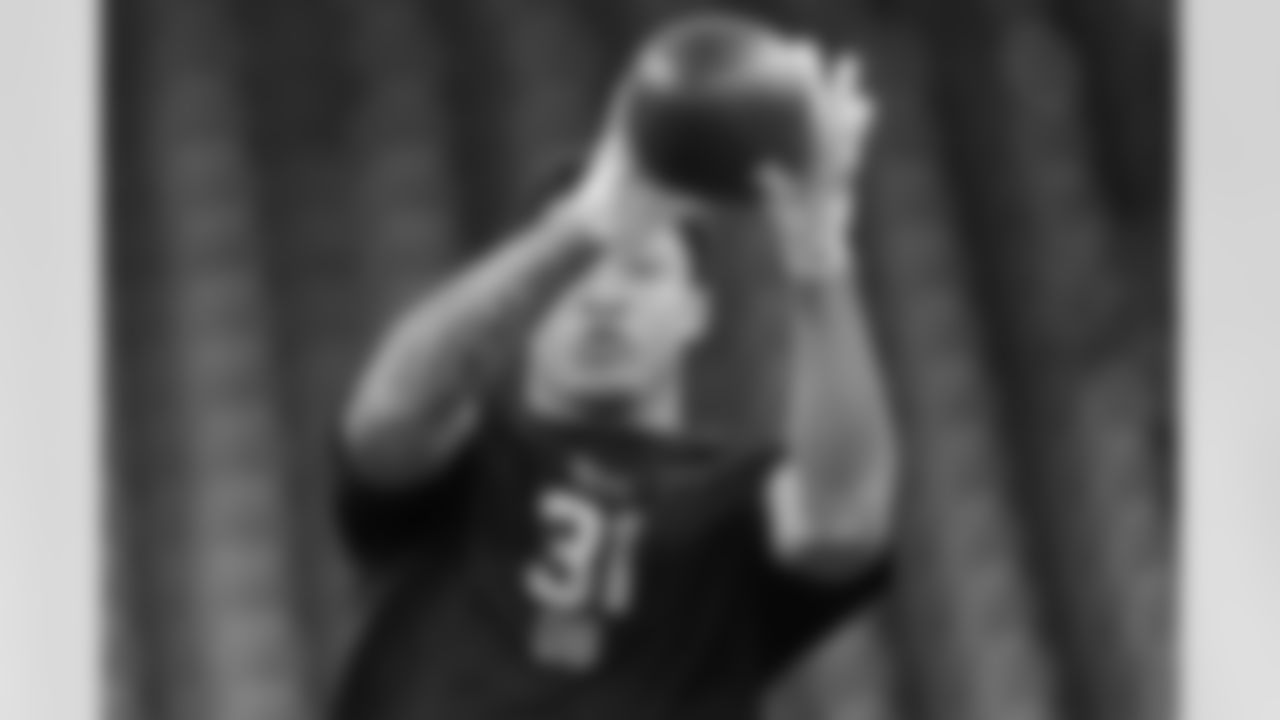 Clemson defensive back Avieon Terrell (31) runs a drill at the NFL football scouting combine in Indianapolis, Friday, Feb. 27, 2026. (AP Photo/Michael Conroy)