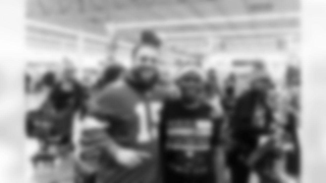 Detroit Lions linebacker Grant Stuard (15) during Shop with a Lion at Meijer on Dec. 8, 2025 in Detroit. (Stephanie VanWagoner/Detroit Lions)