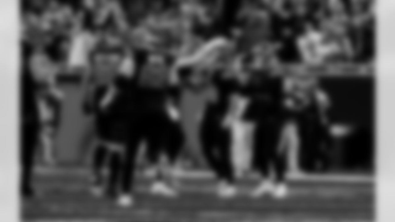 Detroit Lions tight end Ross Dwelley (82), Detroit Lions kicker Jake Bates (39), and Detroit Lions long snapper Hogan Hatten (49) celebrate after a made field goal during an NFL football game against the New York Giants on Sunday, Nov. 23, 2025 in Detroit. (Jeff Nguyen/Detroit Lions via AP)