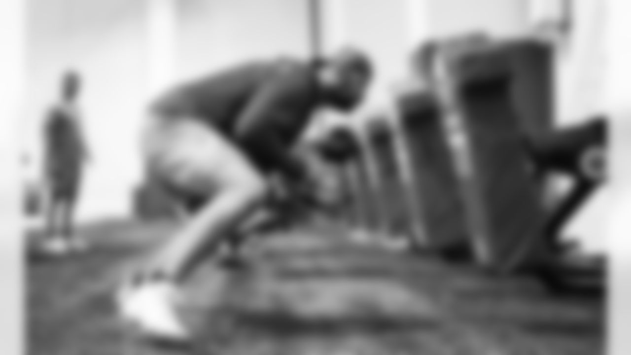 Detroit Lions tackle Dan Skipper (70) during offseason workouts at the Meijer Performance Center on May 13, 2025 in Allen Park, Mich. (Jeff Nguyen/Detroit Lions)