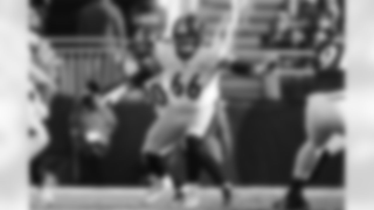 RG Mason McCormick

(AP Photo/Terrance Williams)