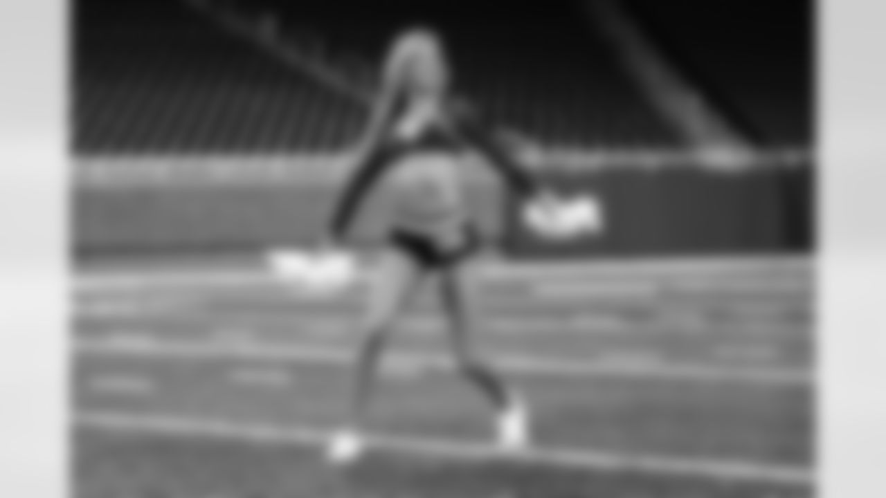 A contestant performs during the Detroit Lions Cheerleaders auditions at Ford Field on May 5, 2025 in Detroit. (Mike Ferdinande/Detroit Lions)