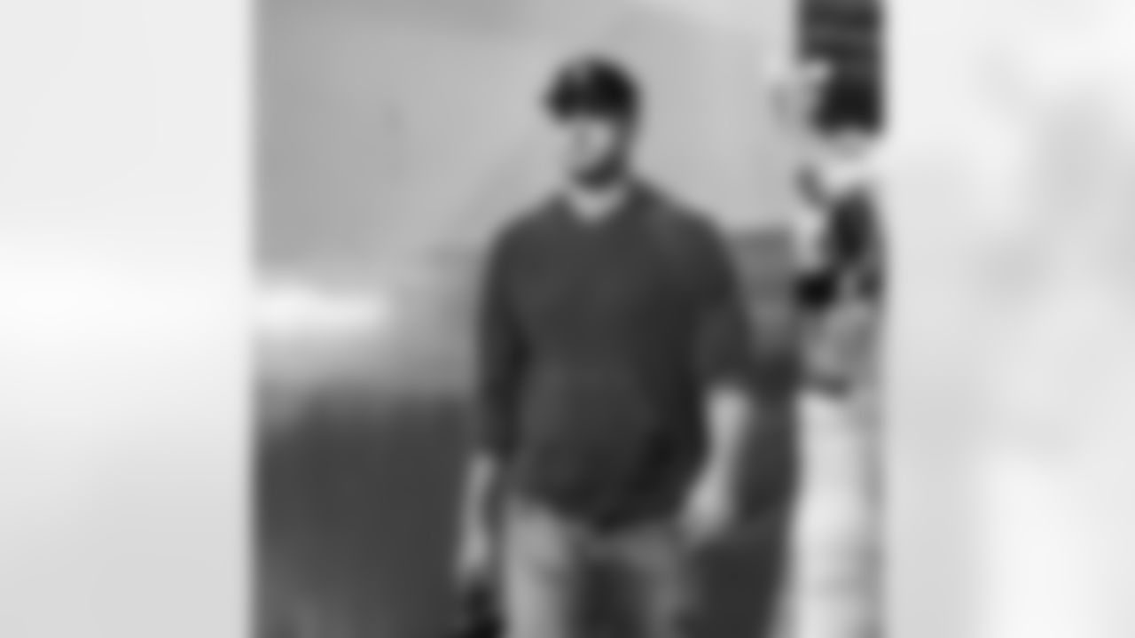 Detroit Lions quarterback Jared Goff (16) arrives to an NFL football game against the Los Angeles Rams on Sunday, Dec. 14, 2025 in Inglewood, Calif. (Jeff Nguyen/Detroit Lions via AP)