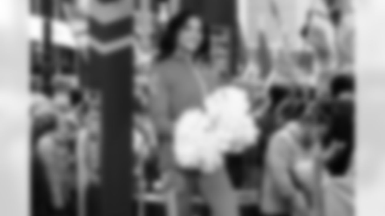 Detroit Lions Cheerleaders perform on the Fox broadcast before an NFL football game against the Green Bay Packers on Thursday, Nov. 27, 2025 in Detroit. (Mike Ferdinande/Detroit Lions)