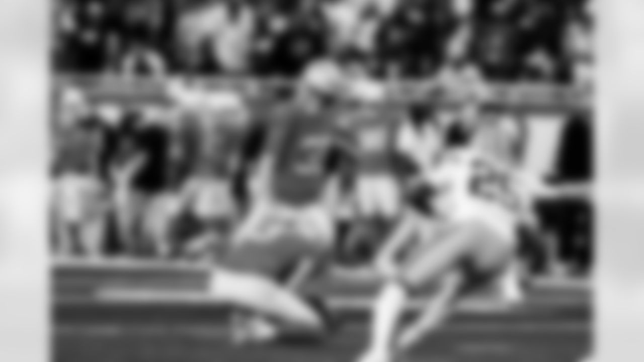 Detroit Lions kicker Jake Bates (39) kicks an extra point during an NFL football game against the Green Bay Packers on Thursday, Nov. 27, 2025 in Detroit. (Jeff Nguyen/Detroit Lions via AP)