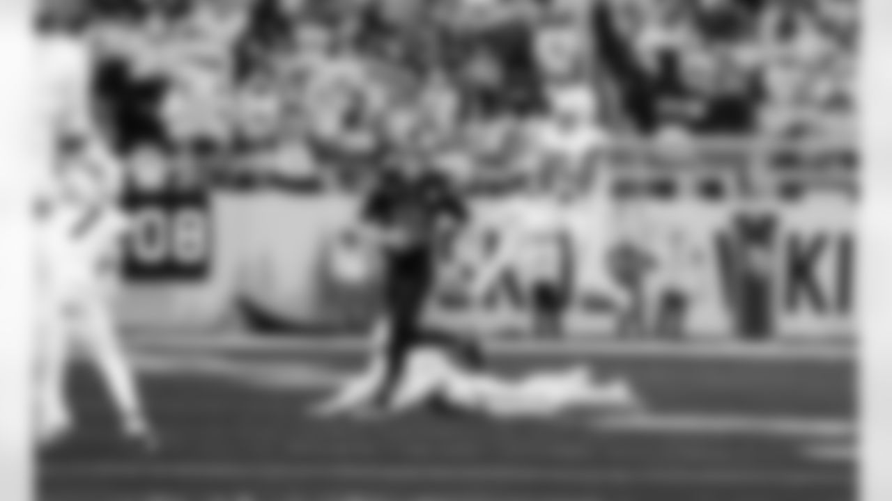 Detroit Lions quarterback Jared Goff (16) during an NFL football game against the Minnesota Vikings on Thursday, Dec. 25, 2025 in Minneapolis. (Jeff Nguyen/Detroit Lions via AP)