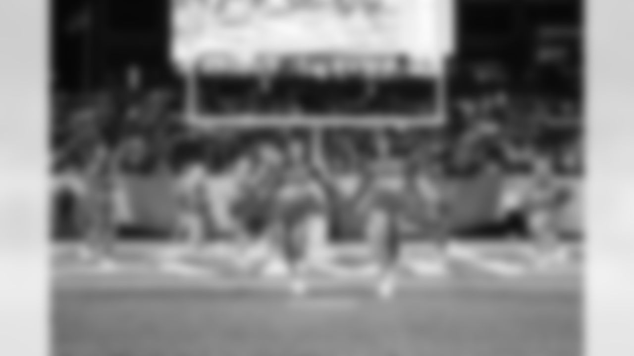 Detroit Lions Cheerleaders perform during The Hall of Fame Game at Tom Benson Hall of Fame Stadium on July 31, 2025 in Canton, Ohio. (Mike Ferdinande/Detroit Lions)