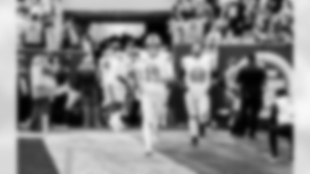 Detroit Lions quarterback Jared Goff (16) and Detroit Lions tackle Taylor Decker (68) before an NFL football game against the Washington Commanders on Sunday, Nov. 9, 2025 in Landover, Md. (Jeff Nguyen/Detroit Lions via AP)