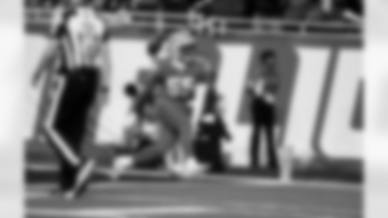 Detroit Lions linebacker Derrick Barnes (55) celebrates after a sack during an NFL football game against the Minnesota Vikings on Sunday, Nov. 2, 2025 in Detroit. (Jeff Nguyen/Detroit Lions via AP)