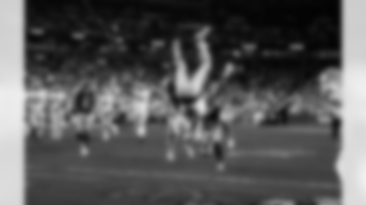 Detroit Lions wide receiver Jameson Williams (1) scores a touchdown during an NFL football game against the Washington Commanders on Sunday, Nov. 9, 2025 in Landover, Md. (Jeff Nguyen/Detroit Lions via AP)