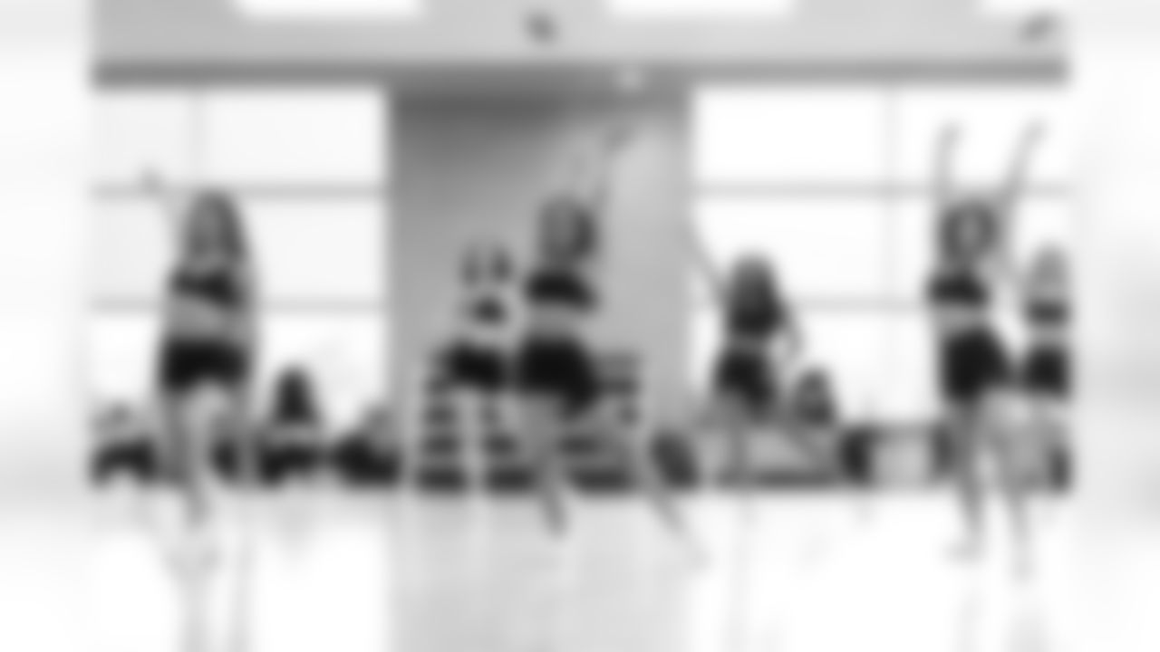 Contestants perform during the Detroit Lions Cheerleaders final look auditions at Lifetime Fitness on May 12, 2025 in Bloomfield Hills, Mich. (Mike Ferdinande/Detroit Lions)