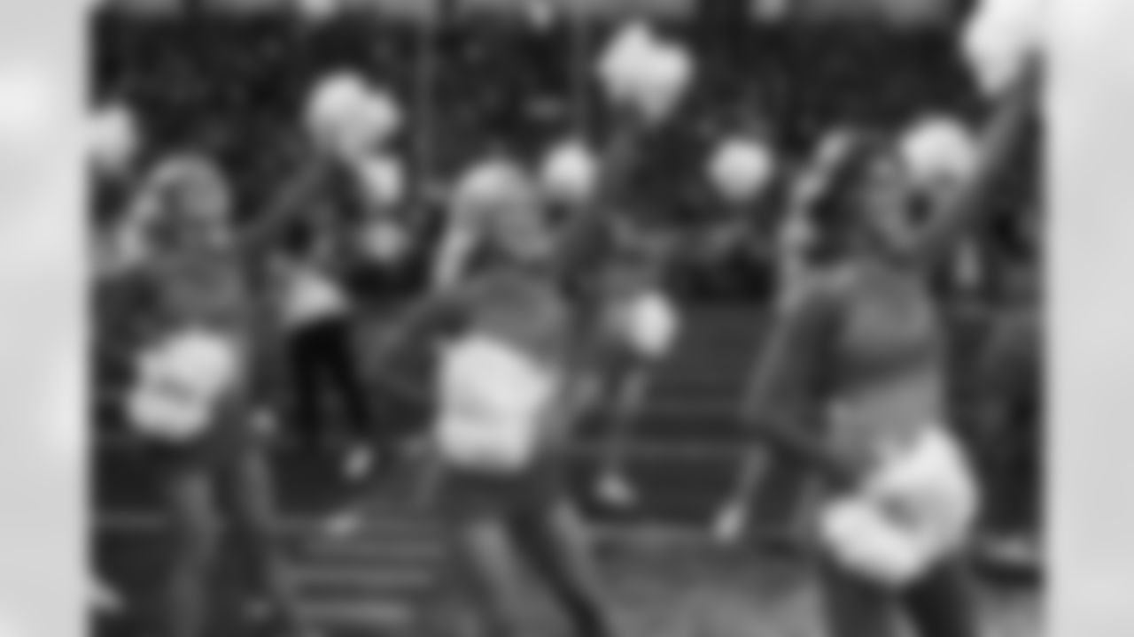 Detroit Lions Cheerleaders perform before an NFL football game against the Minnesota Vikings on Sunday, Nov. 2, 2025 in Detroit. (Mike Ferdinande/Detroit Lions)