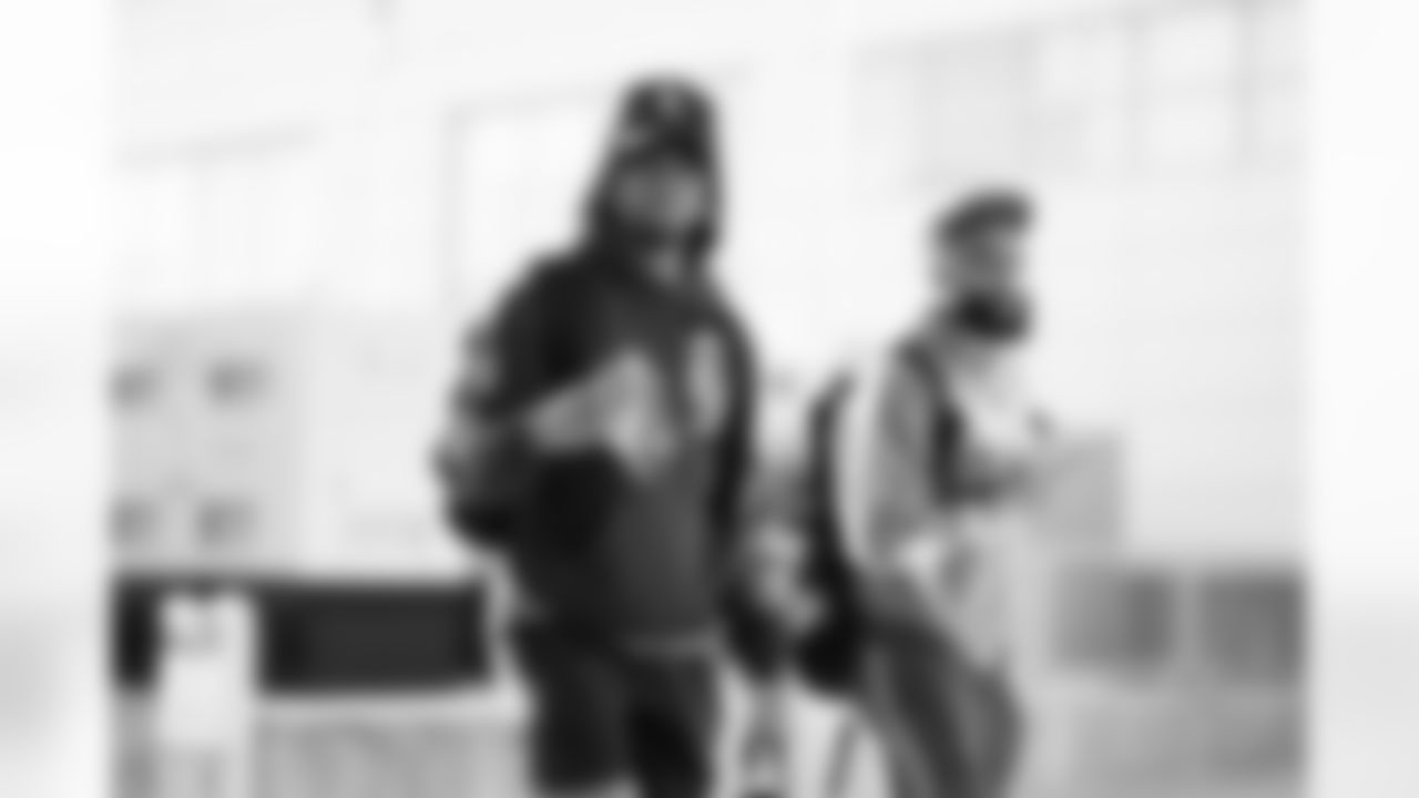 Detroit Lions safety Ifeatu Melifonwu (6) and Detroit Lions cornerback Carlton Davis III during offseason workouts at the Lions Training Facility in Allen Park, MI on April 15, 2024. (Jeff Nguyen/Detroit Lions)