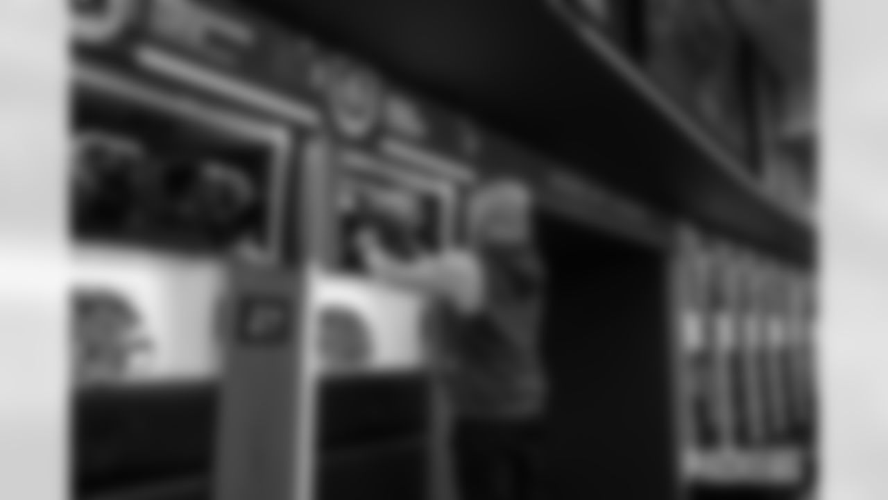 251123_WK12_LOCKER_ROOM_EQUIPMENT-20