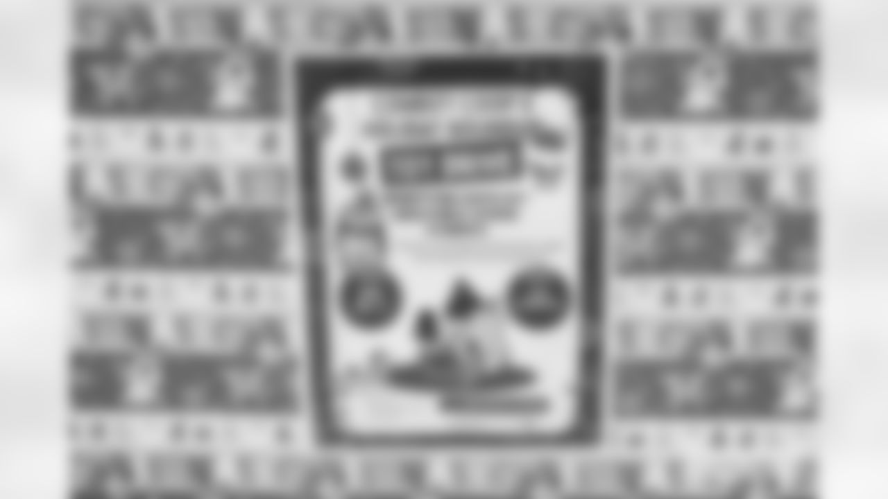 251222_Edgerrin Cooper Toy Drive_MM_0145