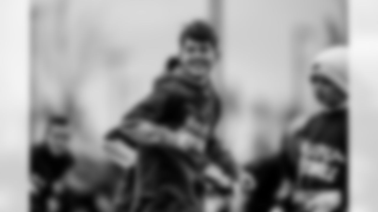 250425-USA-Football-Clinic-A-EP-032