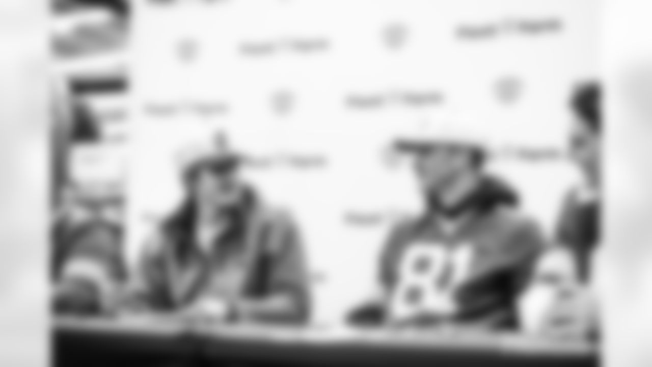 251201_Salvation Army autograph signing_MM_0751