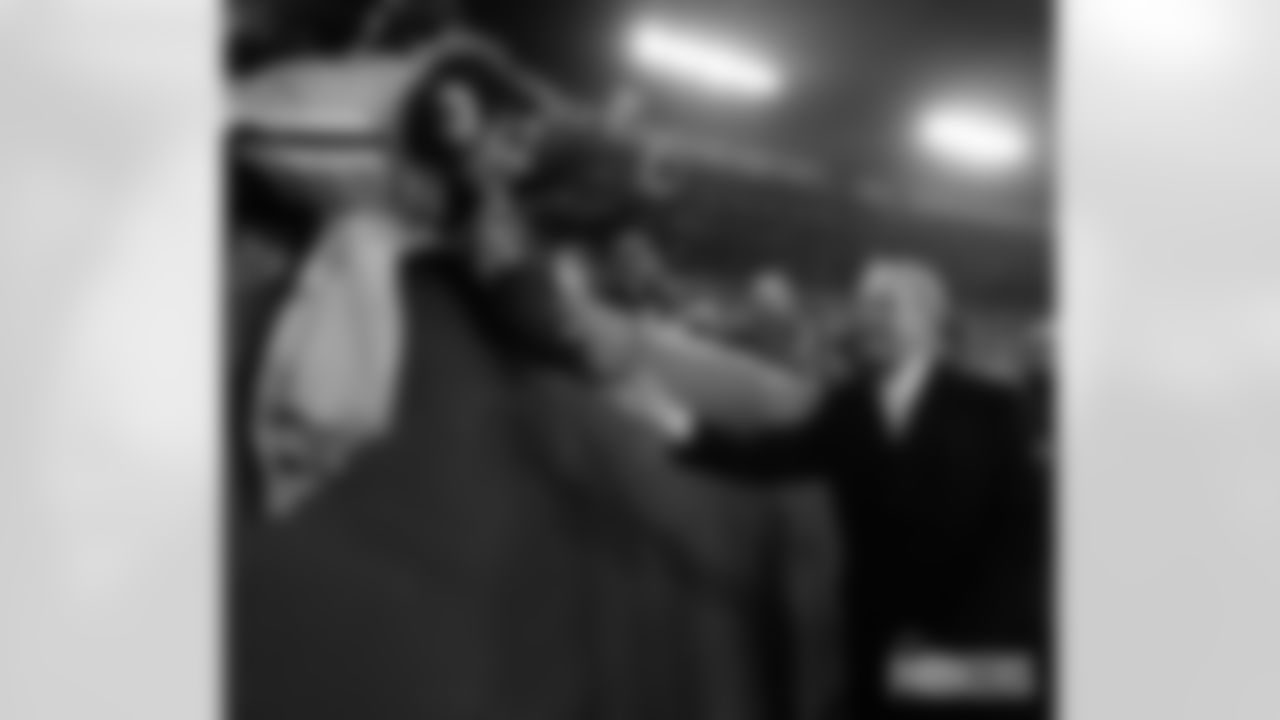 AP Photo-Morry Gash-4