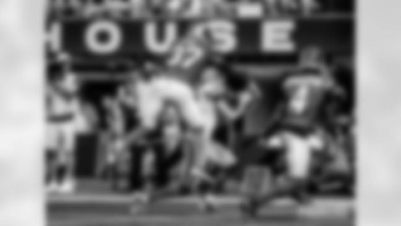 packers-rams-game-A-ES-015