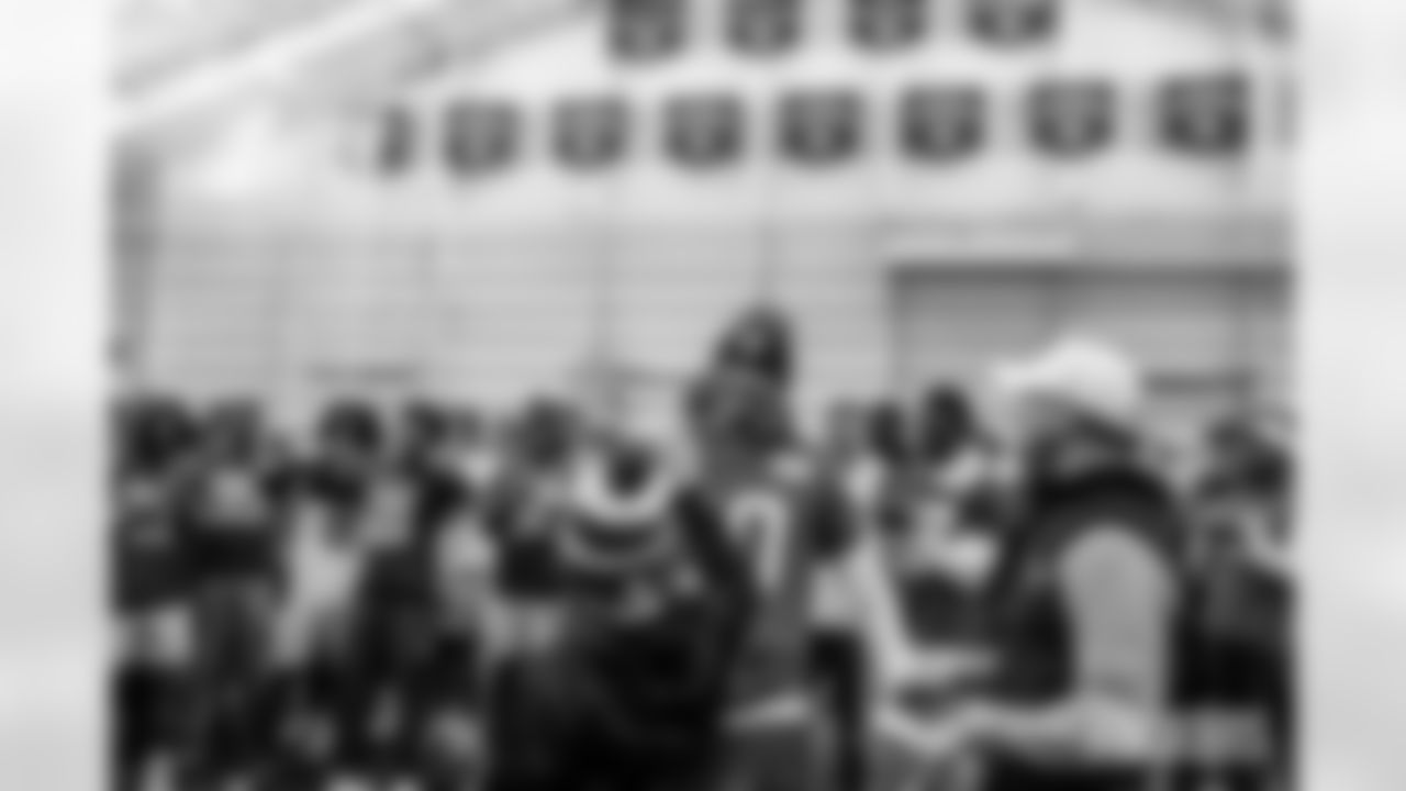 251226_Make a Wish at Practice_MM_0253