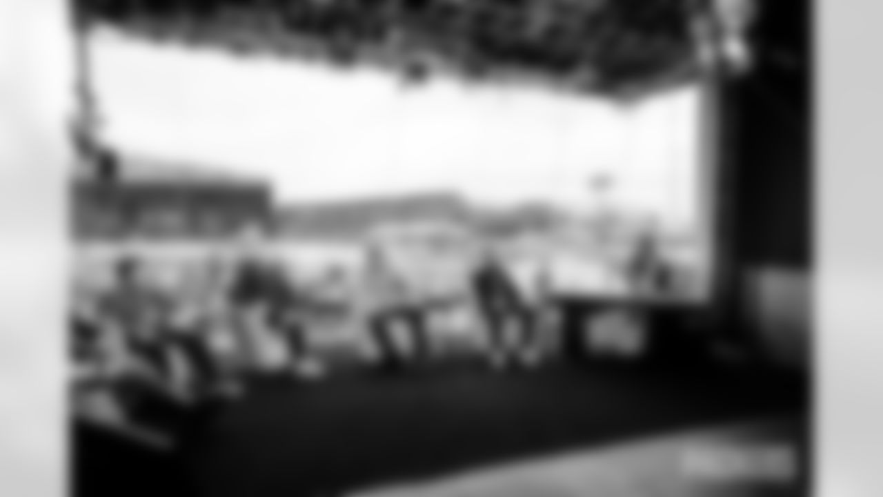 250425-McAfee-Show-A-ES-011